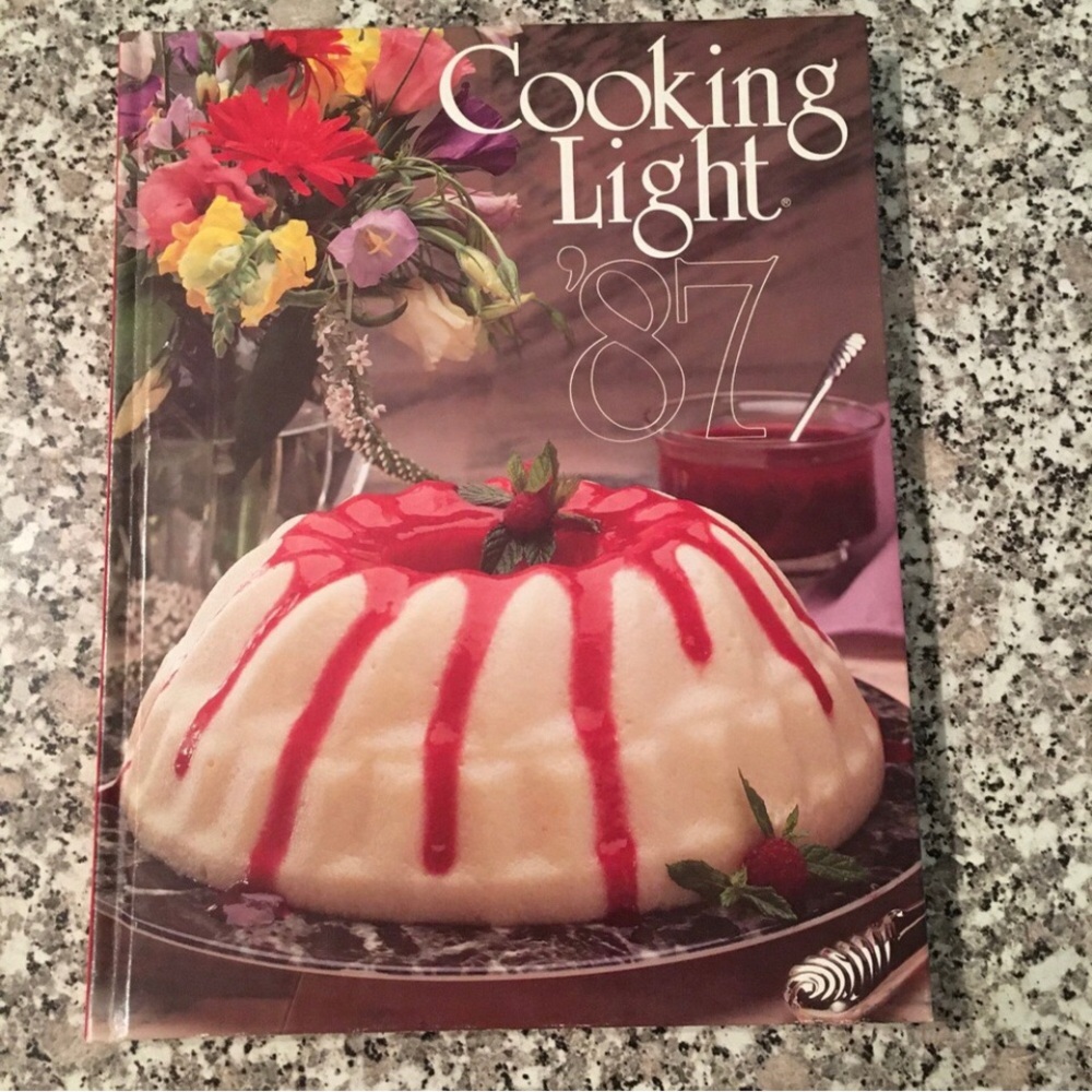 1987 Cooking Light Southern Living cookbook Oxmoor House hardcover food menu 87